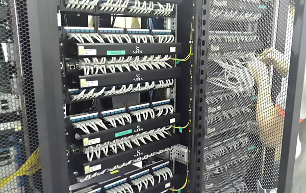 湖南展日科技-辦公綜合布線(xiàn)細(xì)節(jié)決定工程質(zhì)量 湖南展日科技-辦公綜合布線(xiàn)細(xì)節(jié)決定工程質(zhì)量