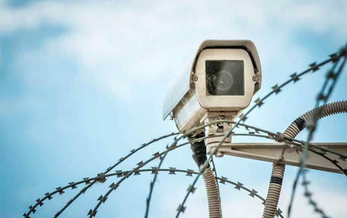 只靠電子眼能盯住千家污染嗎？